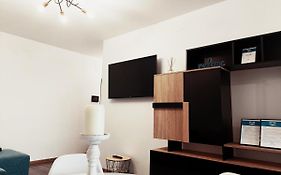 Christopher Apartment