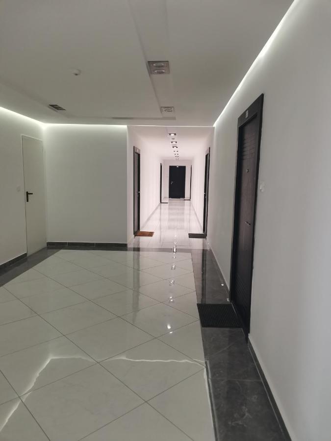 Christopher Apartment Oradea Exterior photo