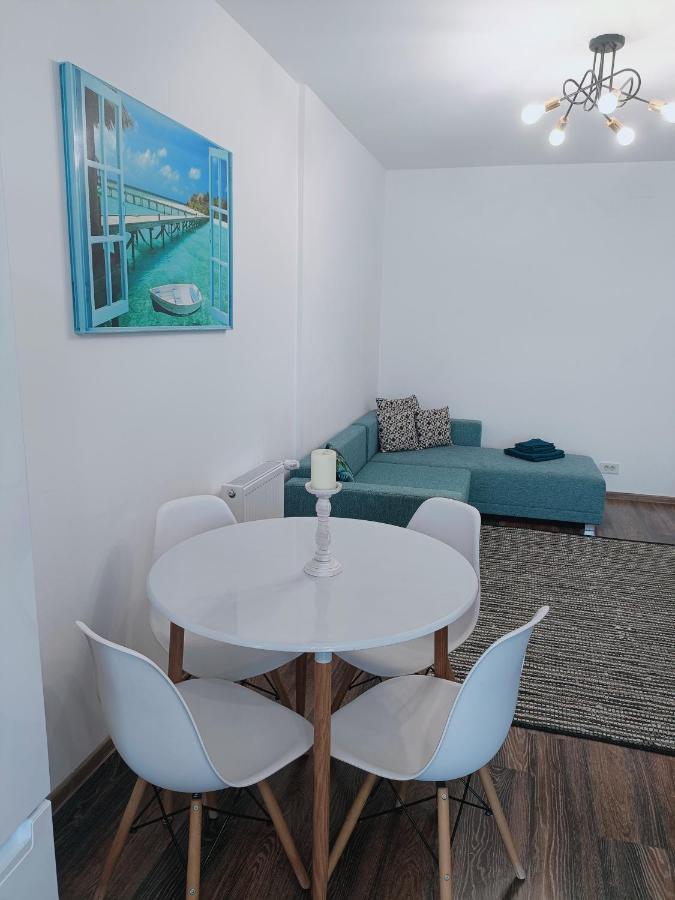 Christopher Apartment Oradea Exterior photo